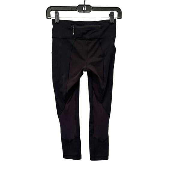 Lululemon Black Leggings Women Size 2 (G-102) - Picture 2 of 5